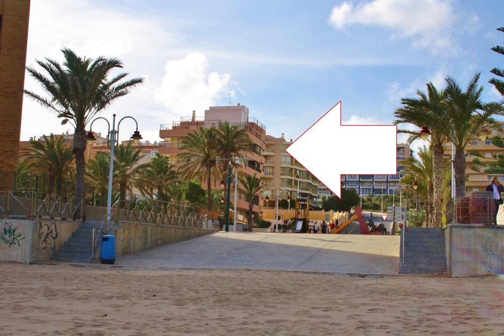 Apartament Playa Arenales Daire Arenales del Sol Oda fotoğraf